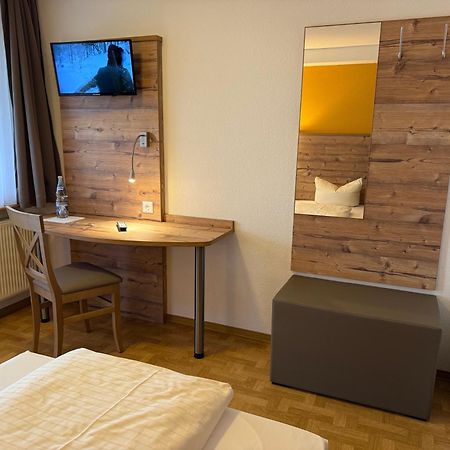 Hotel Traube Лосбург Екстер'єр фото
